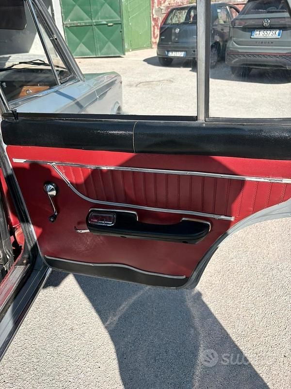 Usata Fiat 125 75 CV (55 kW) 1983 Grigio Berlina