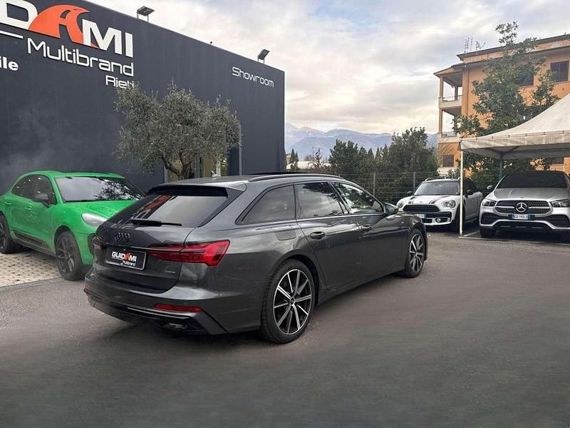 Usata Audi A6 S-Line 265 CV (194 kW) 2024 Grigio medio Station wagon