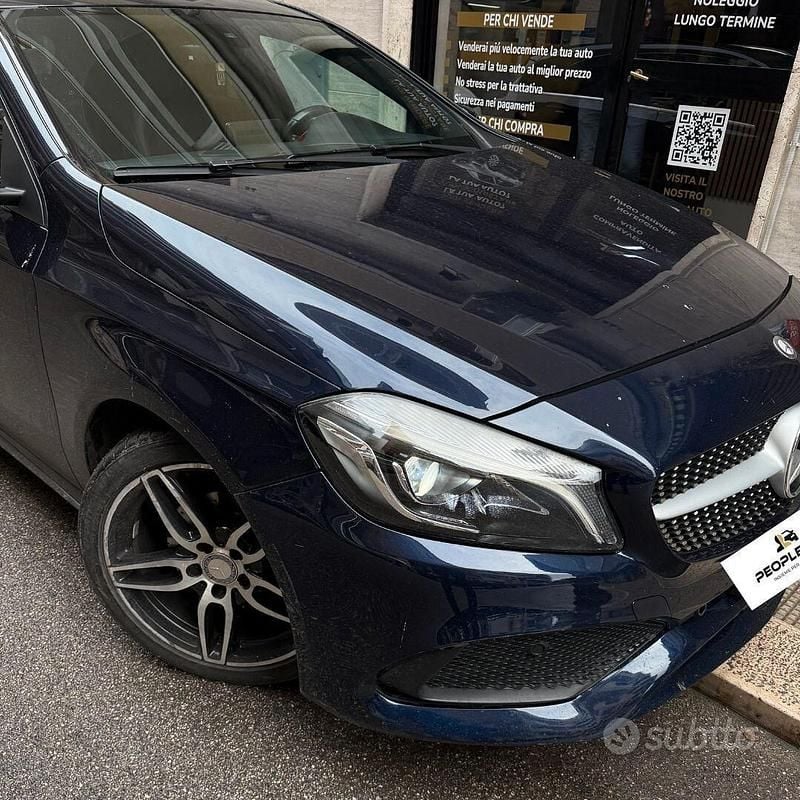 Usata Mercedes A160 Premium 90 CV (66 kW) 2016 Blu Berlina