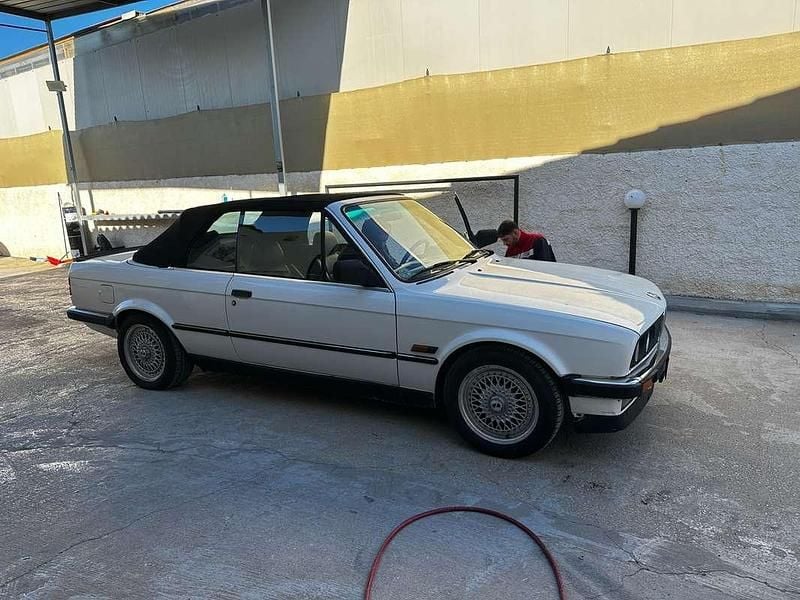 Usata BMW 320 Cabriolet Efficient Dynamics 129 CV (94 kW) 1989 Bianco Cabrio
