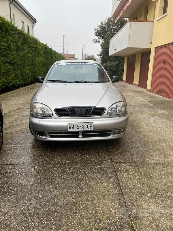 Usata Chevrolet Lanos 1997 Grigio Berlina