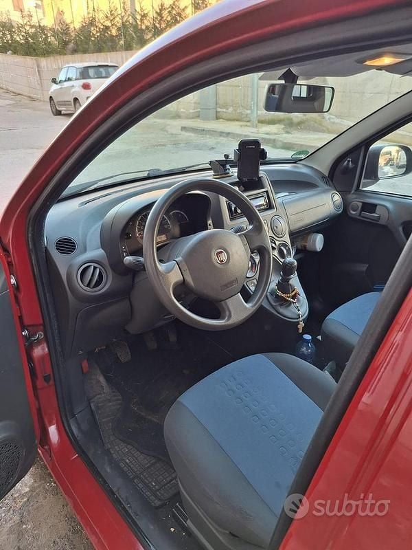Usata Fiat Panda 60 CV (44 kW) 2012 Rosso Utilitaria