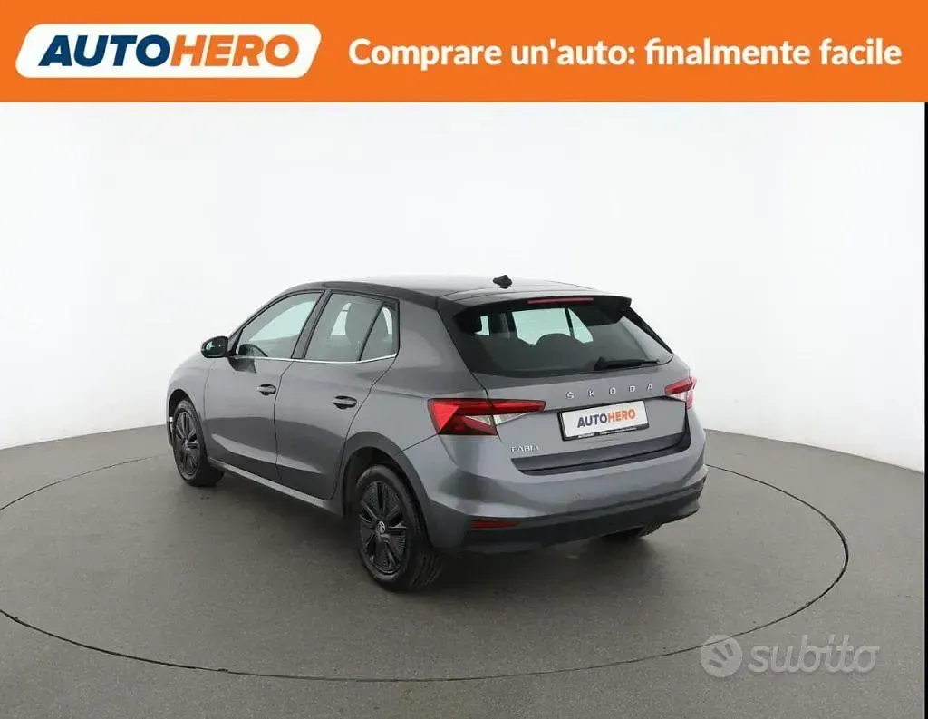 Usata Skoda Fabia 110 CV (80 kW) 2023 Grigio Utilitaria