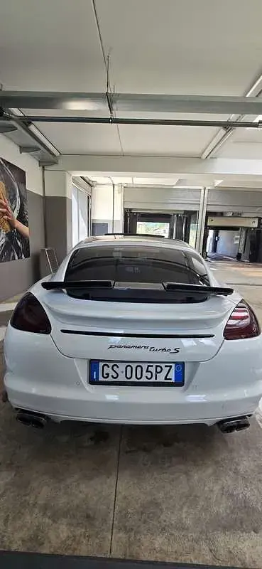 Usata Porsche Panamera Turbo 500 CV (367 kW) 2010 Utilitaria