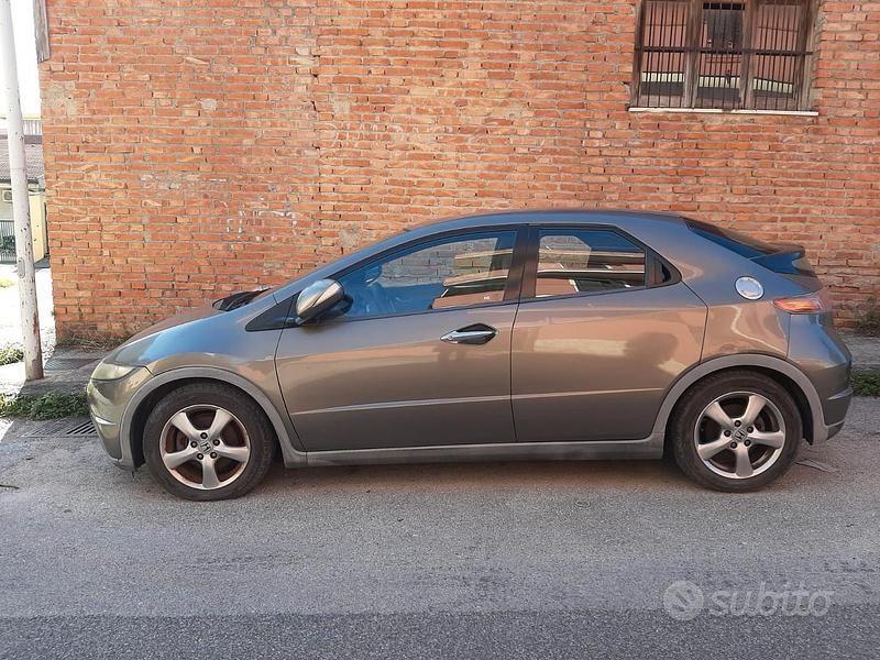 Civic Benzina Subito Honda Civic Honda Sportiva Usata In Vendita