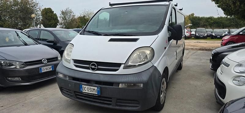 Bianco Usata 2008 Opel Vivaro Furgone | 4500 € (Super prezzo) - Immagine 1/4