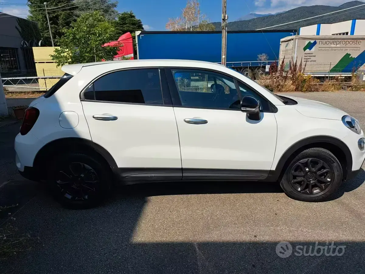 Usata Fiat 500X Club 95 CV (69 kW) 2022 Bianco SUV
