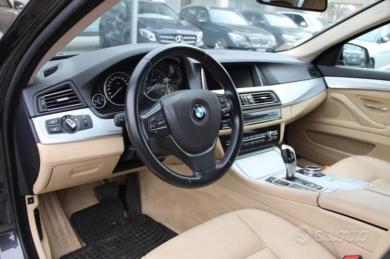 Usata BMW 525 Luxury Line 218 CV (160 kW) 2015 Grigio Station wagon