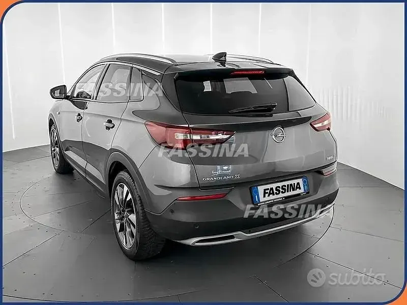 Usata Opel Grandland X Innovation 120 CV (88 kW) 2017 Grigio SUV