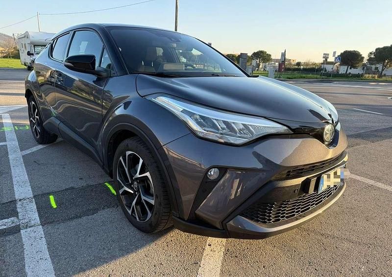 Usata Toyota C-HR Trend 152 CV (111 kW) 2019 Grigio SUV
