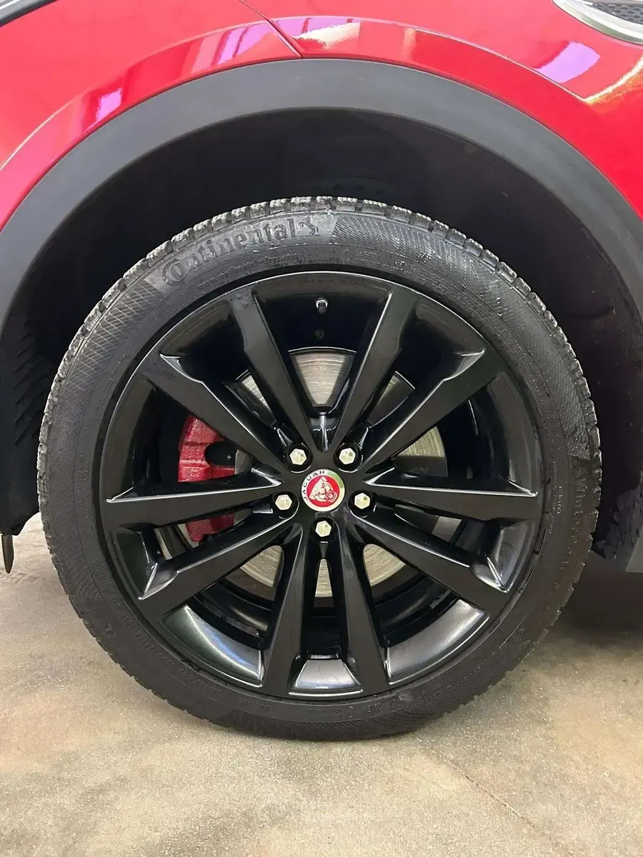 Usata Jaguar E-Pace 249 CV (183 kW) 2019 Rosso SUV