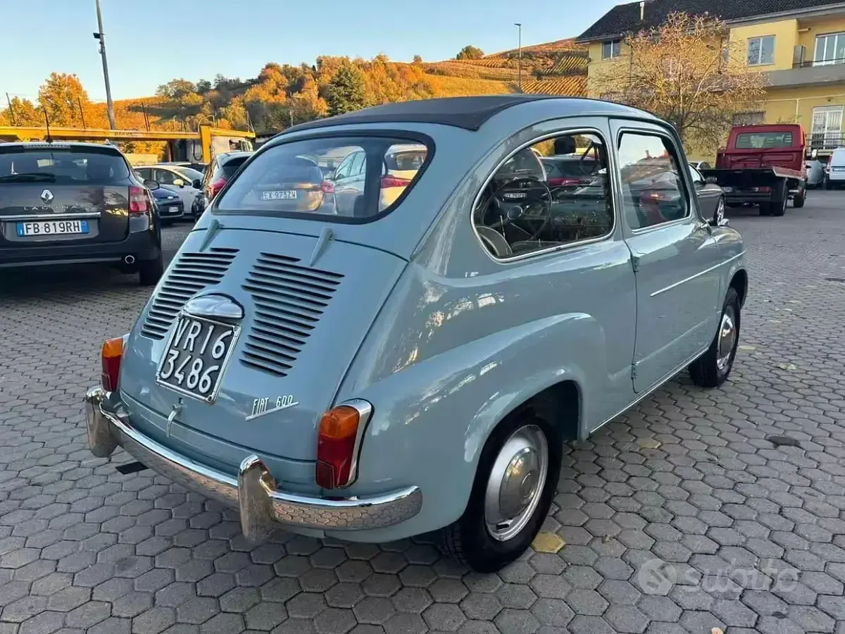 Usata Fiat 600 22 CV (16 kW) 1950 Blu Utilitaria
