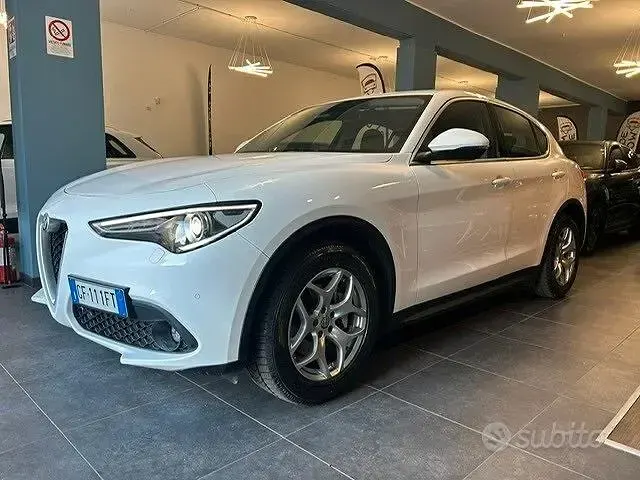 Usata Alfa Romeo Stelvio 190 CV (139 kW) 2021 Bianco SUV