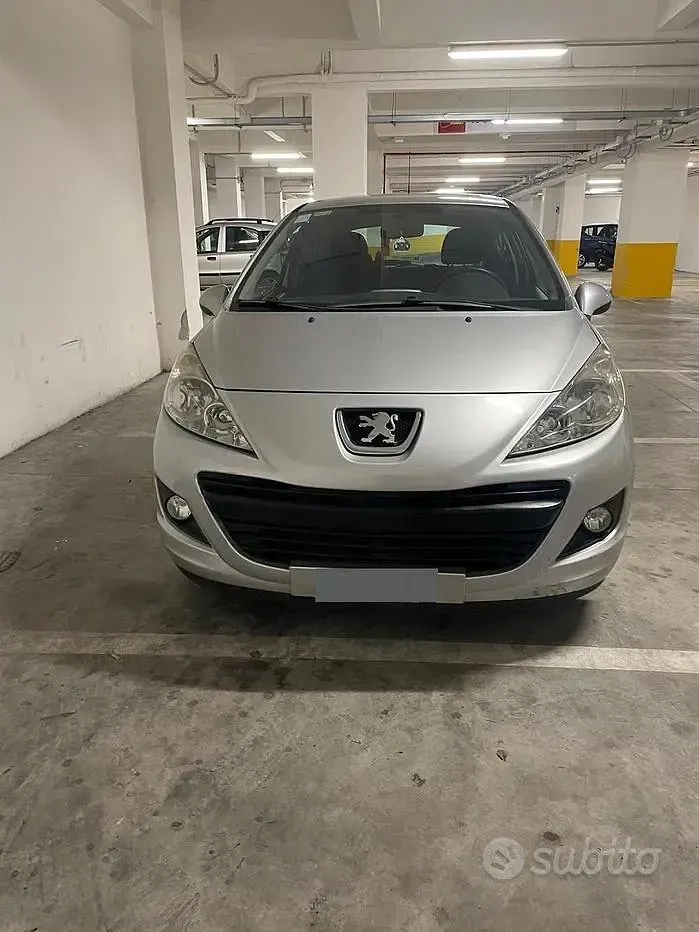Usata Peugeot 207 68 CV (50 kW) 2009 Grigio Berlina