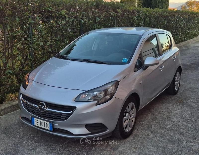 Usata Opel Corsa Cosmo 67 CV (49 kW) 2015 Bianco Berlina