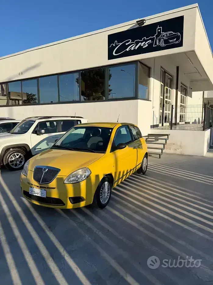 Usata Lancia Ypsilon 77 CV (56 kW) 2009 Giallo Utilitaria