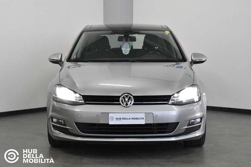 Grigio Usata 2016 VW Golf VII Highline Tre volumi | 15.500 € (Buon prezzo) - Immagine 1/4