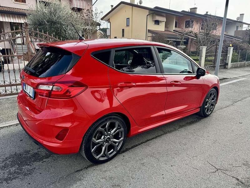 Usata Ford Fiesta ST-Line 101 CV (74 kW) 2019 Rosso Berlina