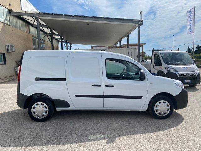 Usata Renault Kangoo 110 CV (80 kW) 2018 Bianco Berlina
