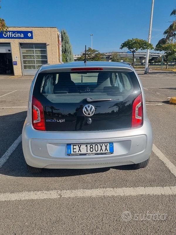 Usata VW up! 82 CV (60 kW) 2014 Grigio Utilitaria