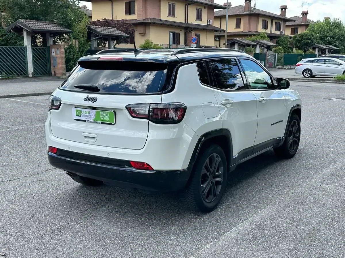 Usata Jeep Compass 131 CV (96 kW) 2021 Bianco SUV