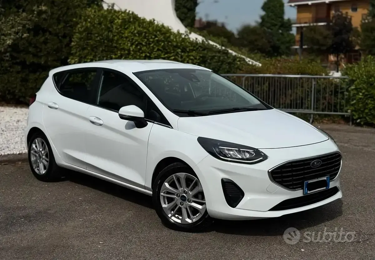 Usata Ford Fiesta Titanium 125 CV (91 kW) 2023 Bianco Utilitaria
