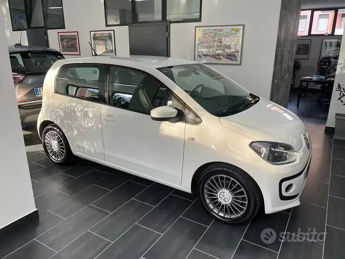 Usata VW up! 75 CV (55 kW) 2014 Bianco Utilitaria