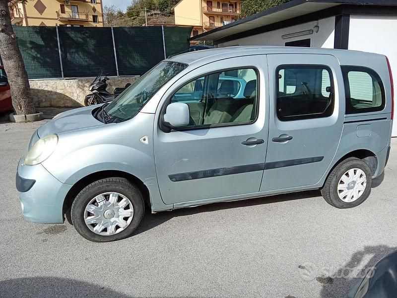 Usata Renault Kangoo 2010 Grigio Berlina