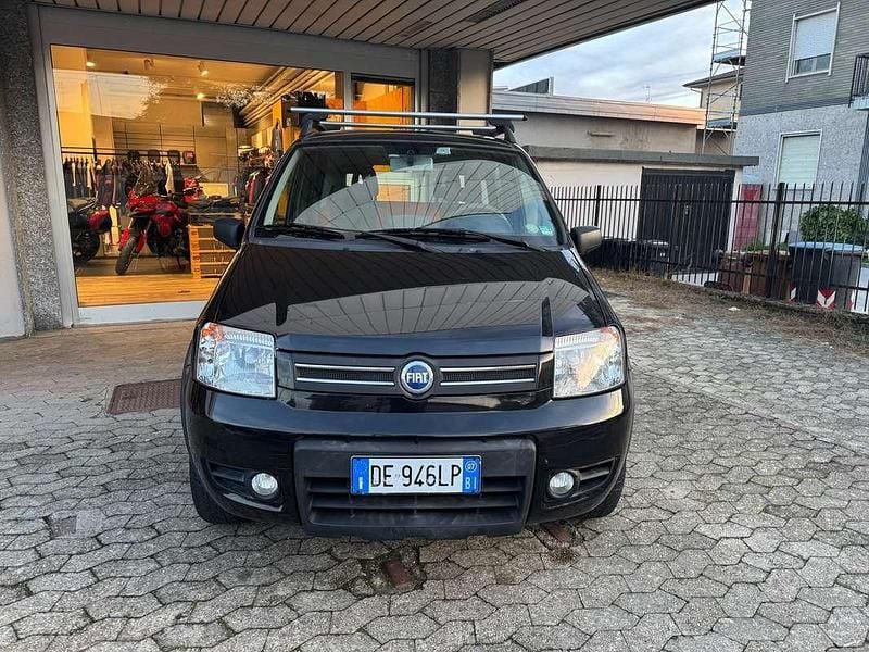 Usata Fiat Panda 4x4 69 CV (50 kW) 2007 Nero Utilitaria