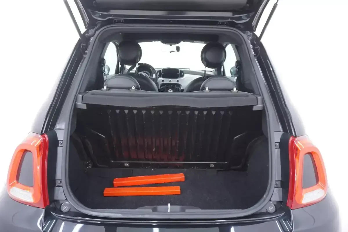 Usata Fiat 500 Connect 70 CV (51 kW) 2022 Neronero Utilitaria