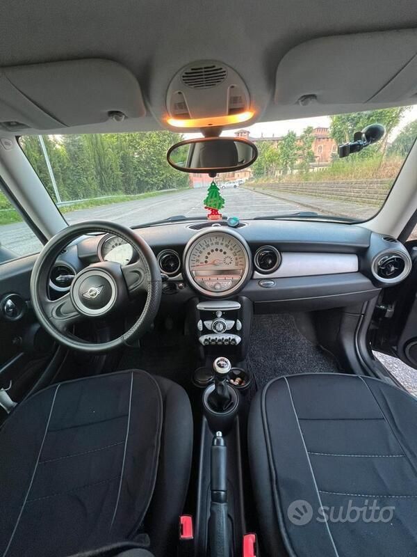 Usata Mini ONE 95 CV (69 kW) 2009 Nero Utilitaria
