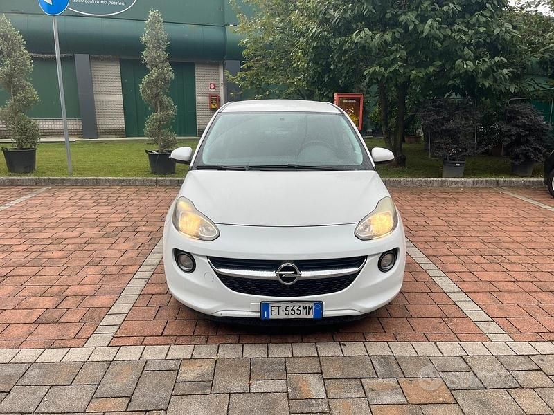 Usata Opel Adam 70 CV (51 kW) 2013 Bianco Utilitaria