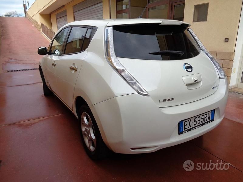 Usata Nissan Leaf 24 kW (33 CV) 2014 Utilitaria