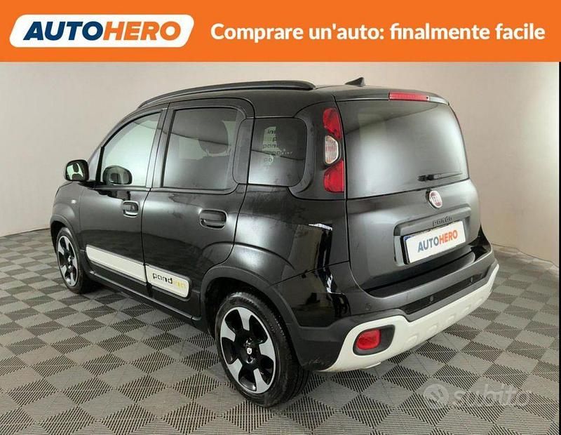 Usata Fiat Panda Cross Cross 71 CV (52 kW) 2025 Nero Utilitaria
