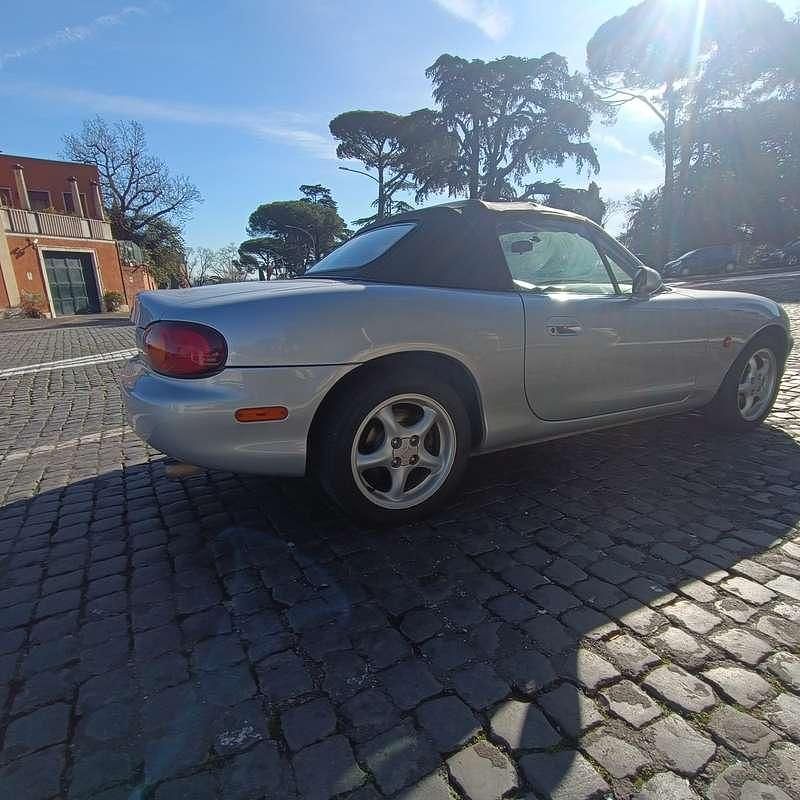 Usata Mazda MX5 110 CV (80 kW) 1999 Cabrio