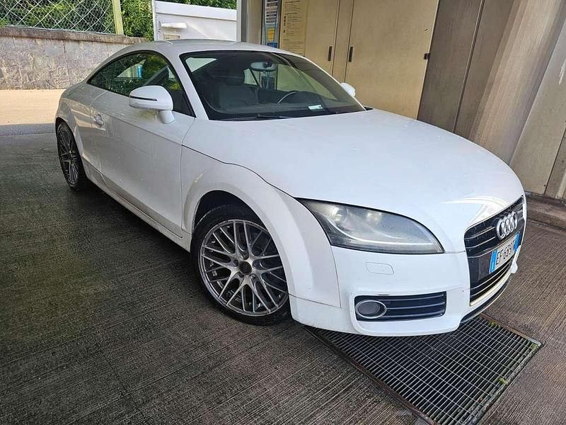 Usata Audi TT Ambiente 160 CV (117 kW) 2011 Bianco Coupé
