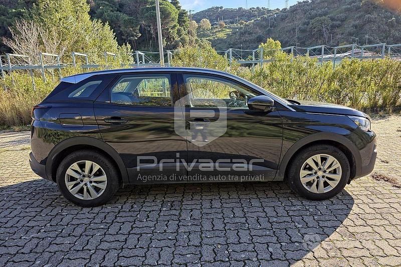 Usata Peugeot 3008 Business-Line 120 CV (88 kW) 2018 Blu SUV