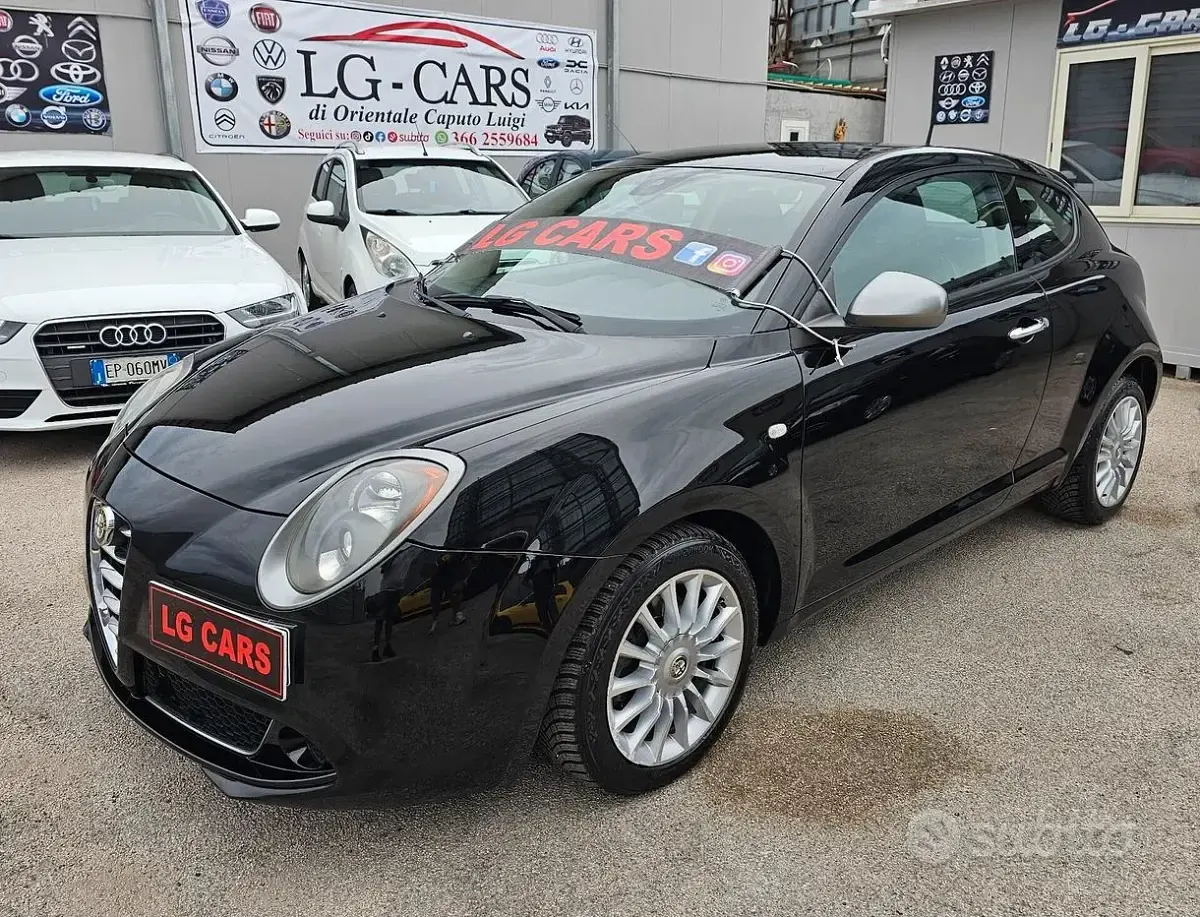 Usata Alfa Romeo MiTo Distinctive 85 CV (62 kW) 2015 Nero Utilitaria