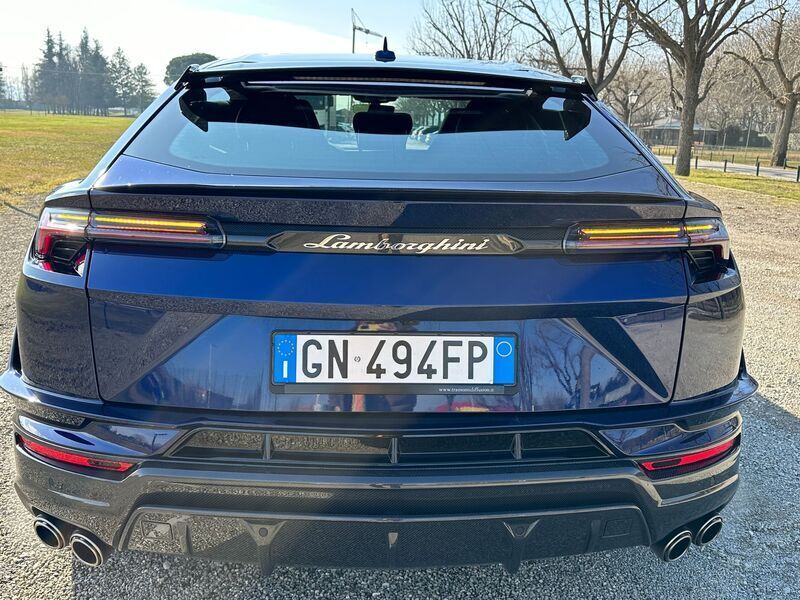 Usato 2023 Lamborghini Urus 4.0 Benzin 666 CV (390.000 €)
