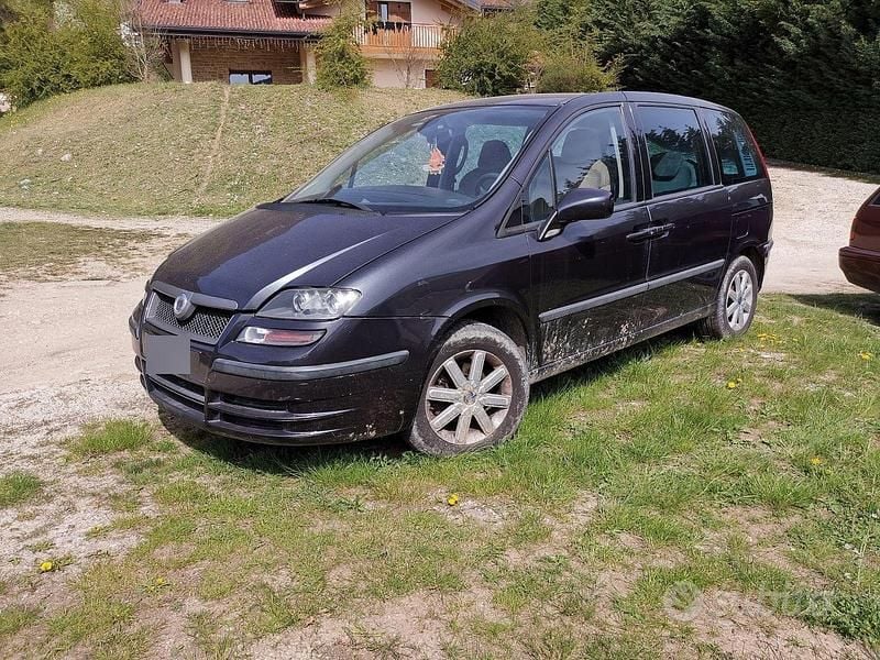 Usata Fiat Ulysse 128 CV (94 kW) 2004 Monovolume