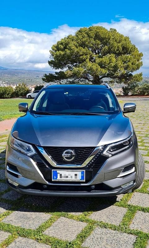 Usata 2019 Nissan Qashqai SUV | 17.500 € (Cara) - Immagine 1/4