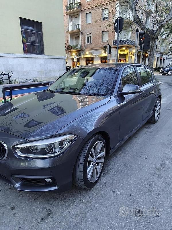 Usata BMW 116 116 CV (85 kW) 2019 Grigio Utilitaria