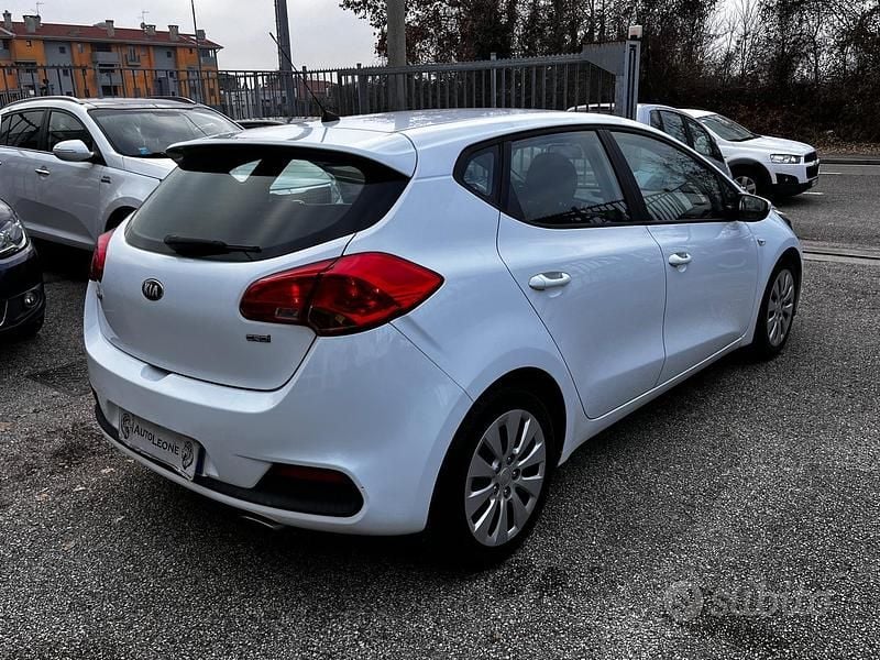 Usata Kia Ceed 90 CV (66 kW) 2013 Other Utilitaria