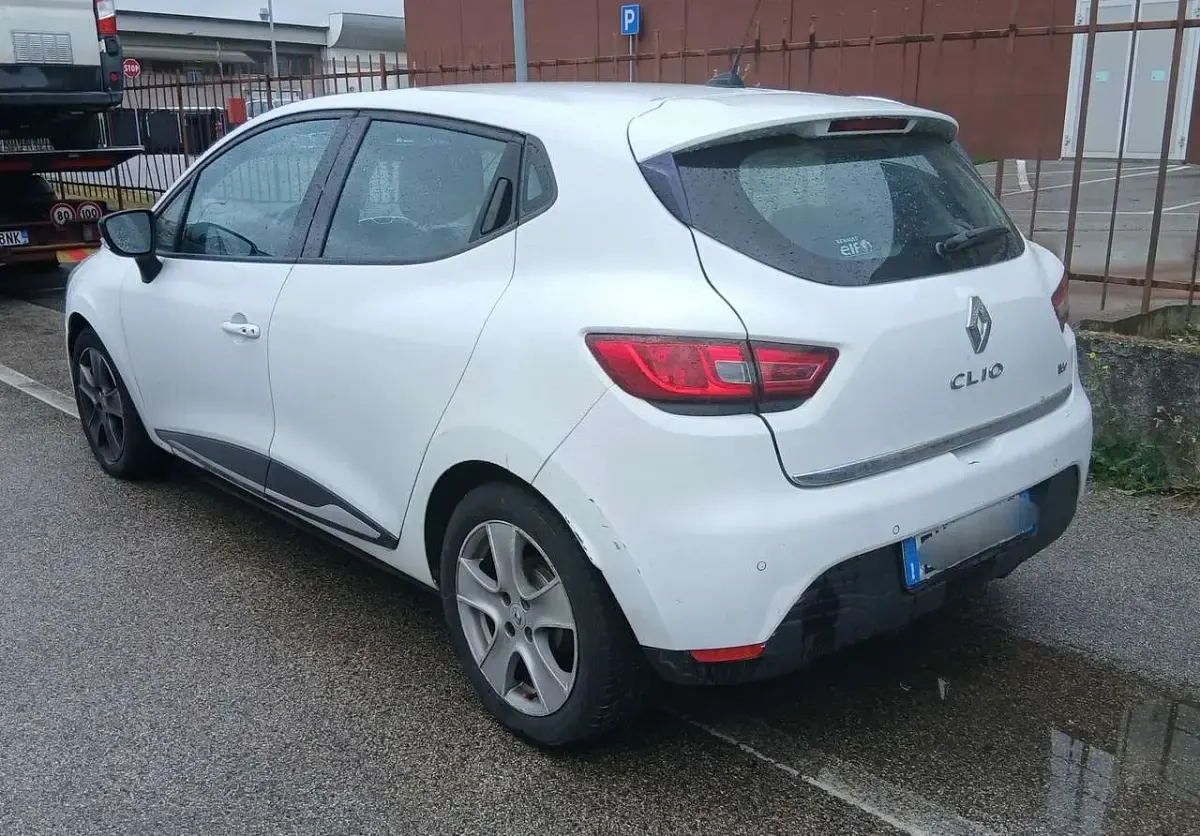 Usata Renault Clio IV 90 CV (66 kW) 2014 Other Berlina