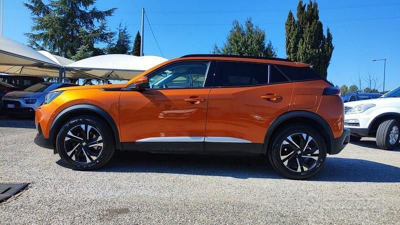 Usata Peugeot 2008 Allure 131 CV (96 kW) 2021 Arancione SUV