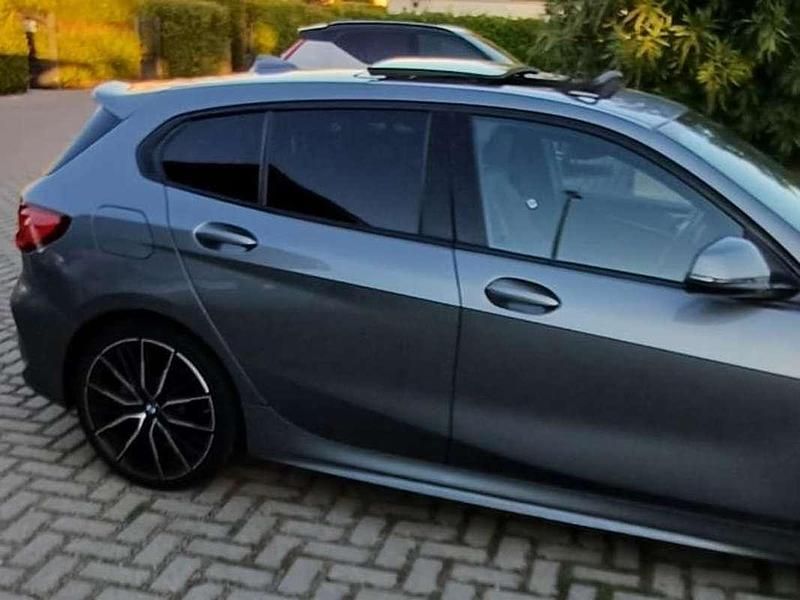 Usata BMW 118 M Sport 150 CV (110 kW) 2022 Grigio Utilitaria