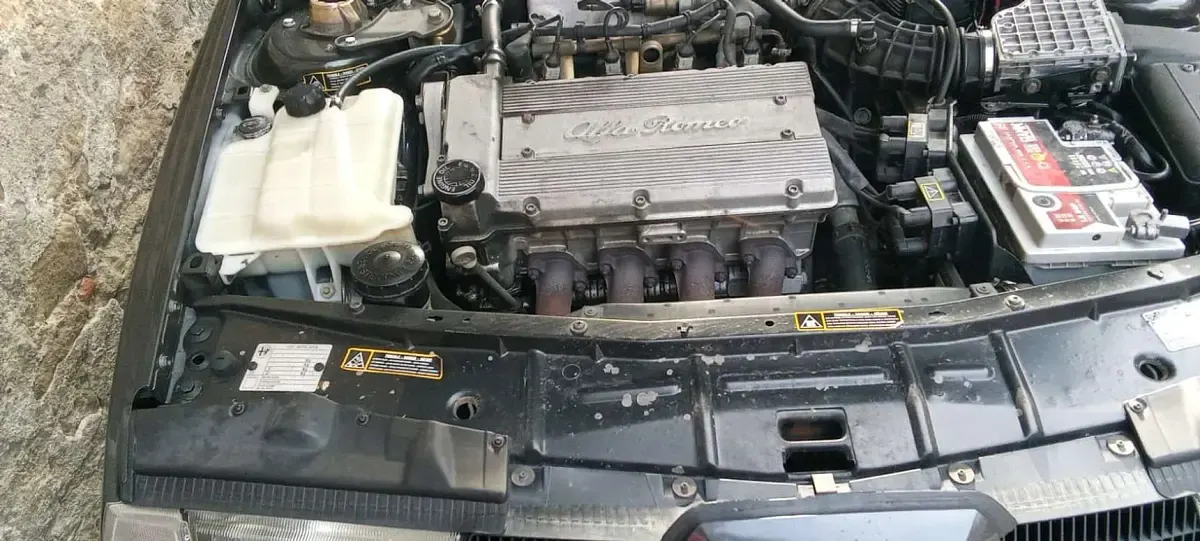 Usata Alfa Romeo 155 126 CV (92 kW) 1992 Grigio Berlina