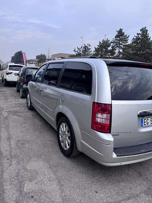 Usata Chrysler Grand Voyager 163 CV (119 kW) 2011 Monovolume