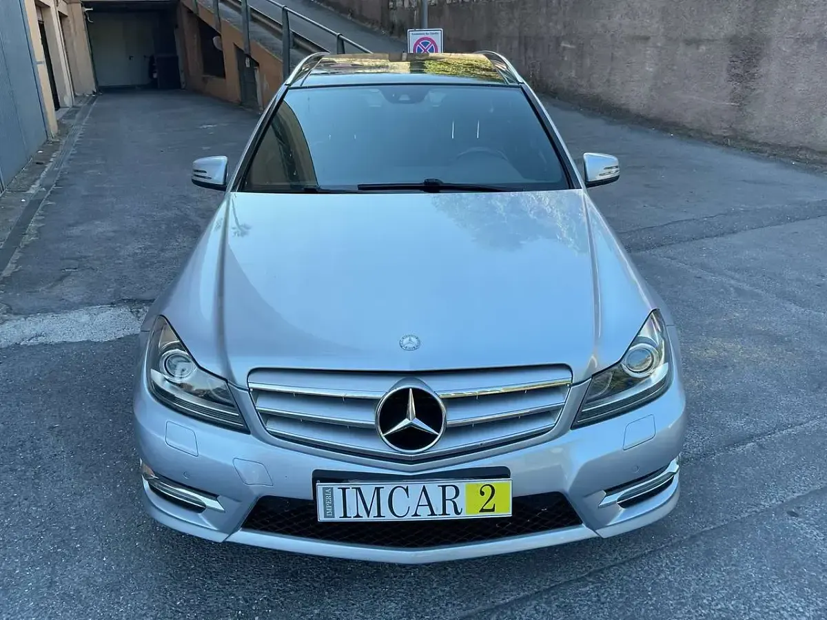 Usata Mercedes C350 258 CV (189 kW) 2013 Blu/azzurro Station wagon