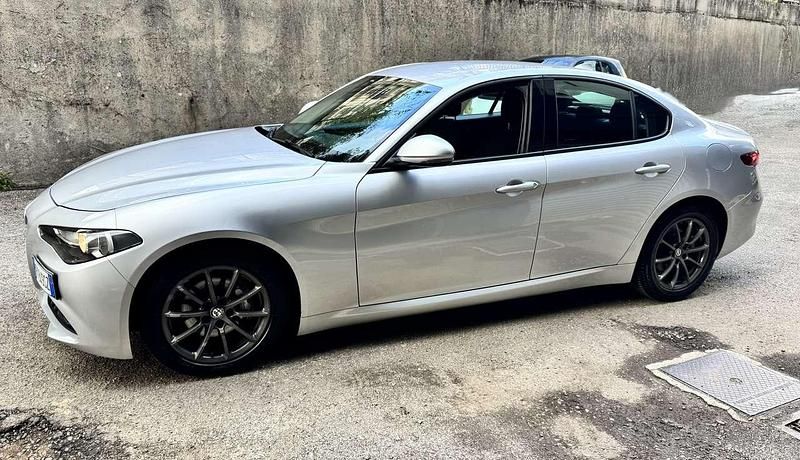 Usata Alfa Romeo Giulia Business 150 CV (110 kW) 2017 Other Berlina